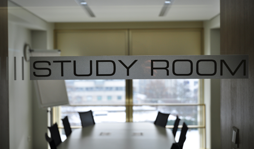 Study Rooms Mezzanine Door Label